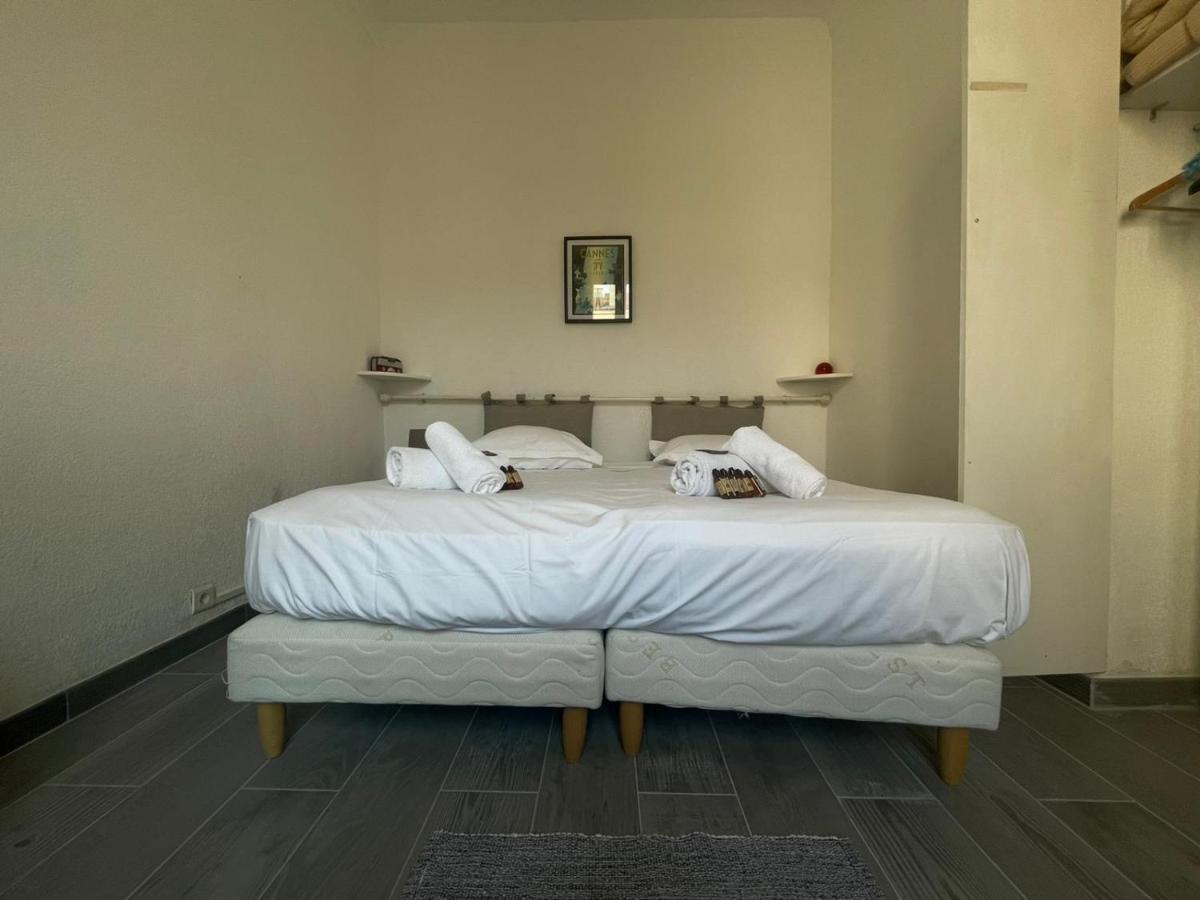 Appartement 1 chambre, zone semi piétonne -Tol- Cannes Esterno foto